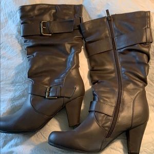 Rue 21 Gray boots